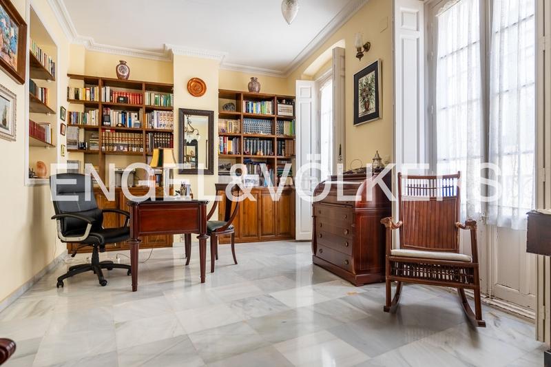 Foto 18fcc4e8-cc08-4f34-ab36-63baa4d77780. Casa con riscaldamento in Alfalfa - Santa Cruz Sevilla