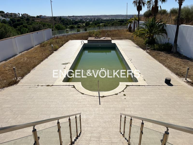 Foto 2883b350-8245-4756-81b6-58c26fc46c60. Casa amb calefacció aparcament piscina a Costa Esuri Ayamonte