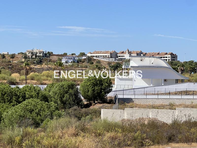 Foto fa857242-1e46-4e8c-8f00-99cfa9f2c6d7. Casa amb calefacció aparcament piscina a Costa Esuri Ayamonte