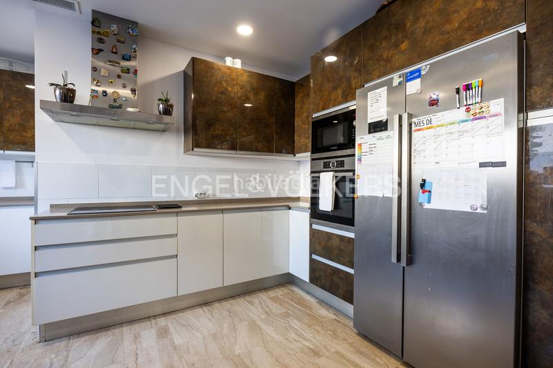 Foto 158fd55e-ff90-4fd3-b156-f8ccf795349f. Casa con riscaldamento parcheggio piscina in La Barrosa Chiclana de la Frontera