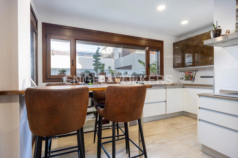 Foto d9f60135-b852-4f7a-bf6e-e6da600a4708. Casa con riscaldamento parcheggio piscina in La Barrosa Chiclana de la Frontera