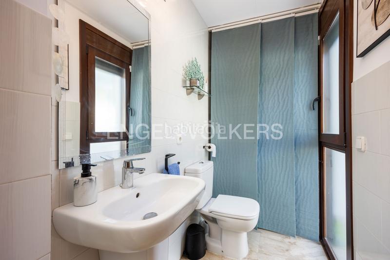 Foto ea0a490d-8dbb-4859-9e6e-10f569798e9e. Casa con riscaldamento parcheggio piscina in La Barrosa Chiclana de la Frontera