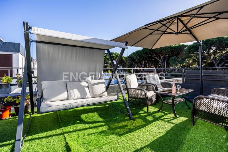 Foto ee8029f4-6bce-4f4e-b5ce-4a6cf918f0fe. Casa con riscaldamento parcheggio piscina in La Barrosa Chiclana de la Frontera