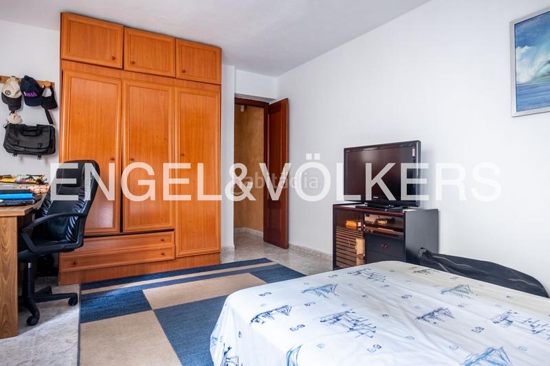 Foto 1e8aa4f9-2f87-4c1a-a755-d2a7158e9612. Casa con riscaldamento parcheggio in Barrio León Sevilla