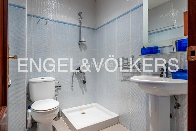 Foto 7d43920c-0e34-4888-bea5-4ce898ddb59c. Casa con riscaldamento parcheggio in Barrio León Sevilla