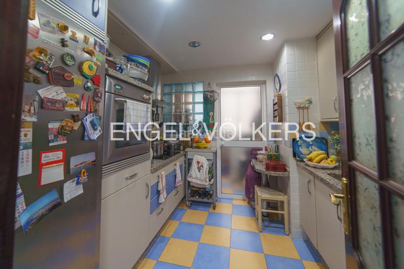 Foto 2db80053-8ce2-461c-8ed2-e269f5264758. Piccolo appartamento con riscaldamento parcheggio in Cádiz