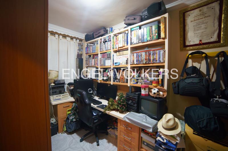 Foto 55162a63-bab8-40cc-9512-3c71dffa1d77. Piccolo appartamento con riscaldamento parcheggio in Cádiz