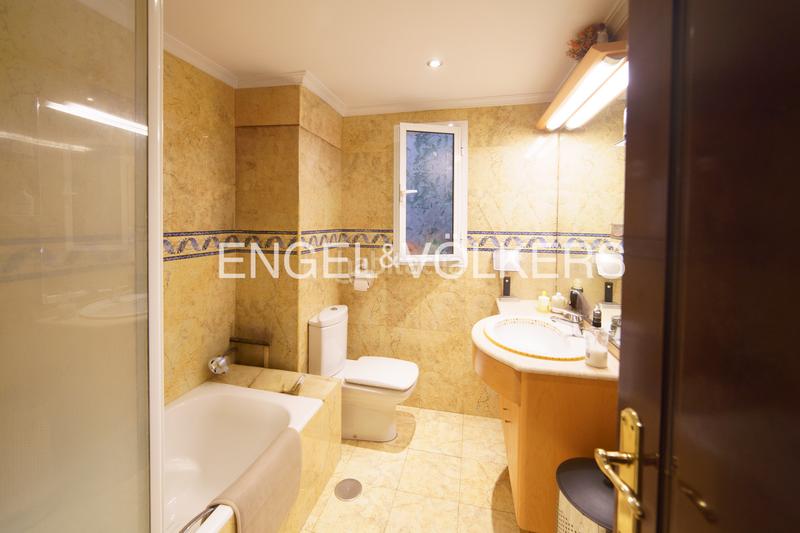 Foto 769e3c2a-eab6-43ec-b245-51c8a023bd90. Piccolo appartamento con riscaldamento parcheggio in Cádiz