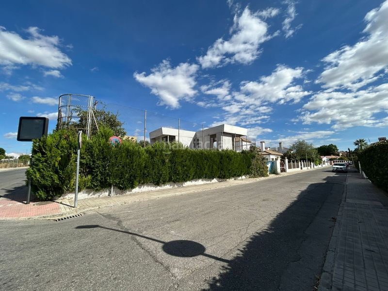 Foto 3ba3a1a7-1d00-4222-8e81-d2a2e0b5c874. Casa amb calefacció a Valencina de la Concepción