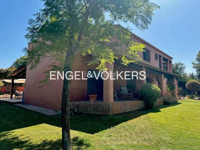 Foto 918fd406-b140-46a2-ac55-b8b9b266ced1. Casa amb calefacció aparcament piscina a Loreto Espartinas