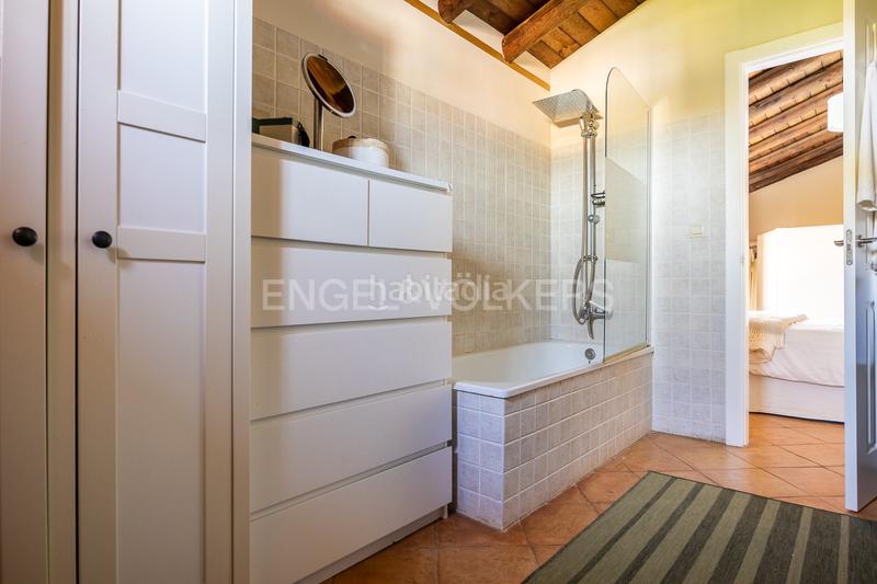 Foto b18490a5-6815-4ec6-8900-b6f28b8a2630. Casa amb calefacció aparcament piscina a Loreto Espartinas