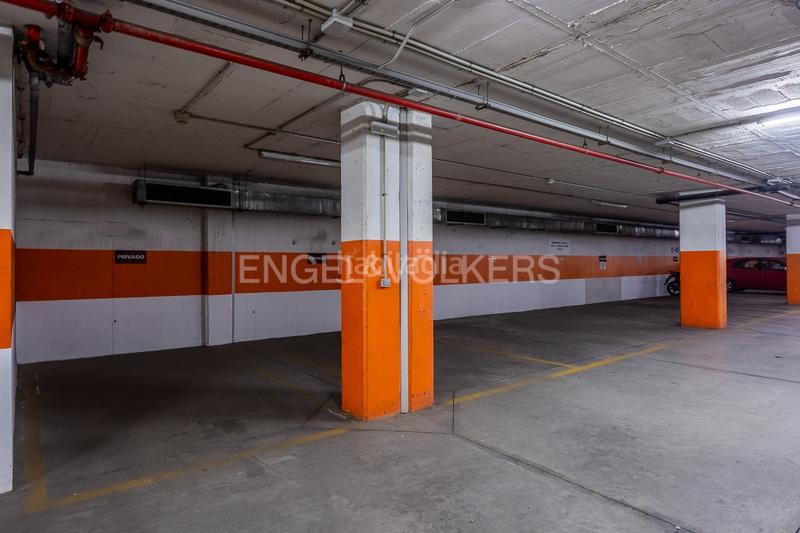 Foto a64e4703-bef4-4ece-a670-fda9c6e0f673. Apartament amb calefacció aparcament piscina a Avenida Juan Diego Bormujos