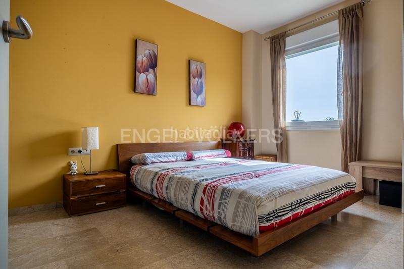 Foto a910cf83-9a04-4ea4-b528-314ad2f7358c. Apartament amb calefacció aparcament piscina a Avenida Juan Diego Bormujos