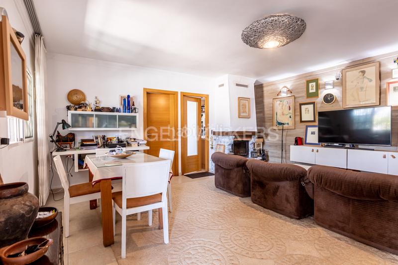 Foto 840d7f55-c412-419a-befe-da7c19fad727. Casa amb calefacció a La Paz Alcalá de Guadaira