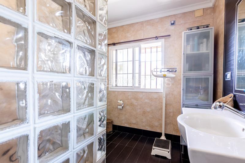 Foto 87aabdce-f435-4e31-9900-0486b8f9ea98. Casa amb calefacció a La Paz Alcalá de Guadaira