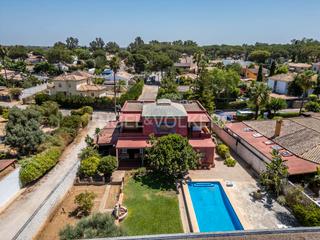 Maison à Carmona. Espléndida residencia con piscina a 10 minutos de sevilla lujo y