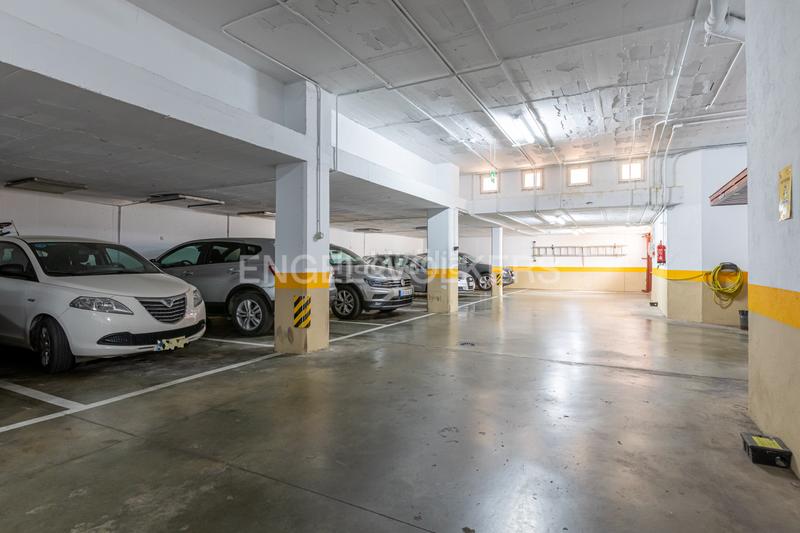 Foto 454548aa-27ca-4126-b43e-fb5355508779. Àtic amb calefacció aparcament a Bami - La Estrella Sevilla