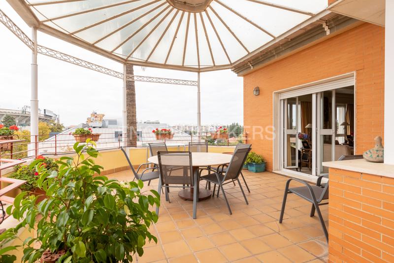 Foto 890815f1-780e-4da4-ad61-2247dd30a3b0. Àtic amb calefacció aparcament a Bami - La Estrella Sevilla