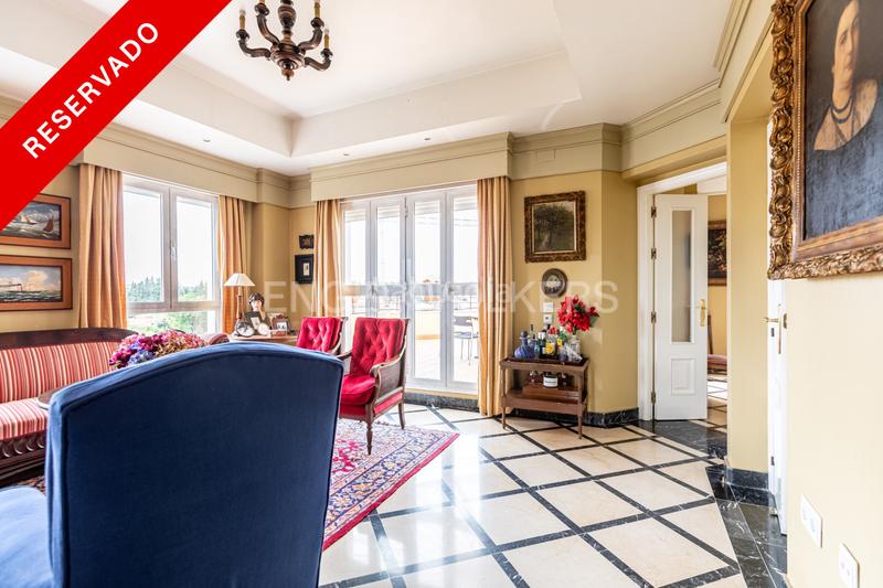 Foto ba54856c-7e0d-4341-80d9-2791086a3bab. Àtic amb calefacció aparcament a Bami - La Estrella Sevilla