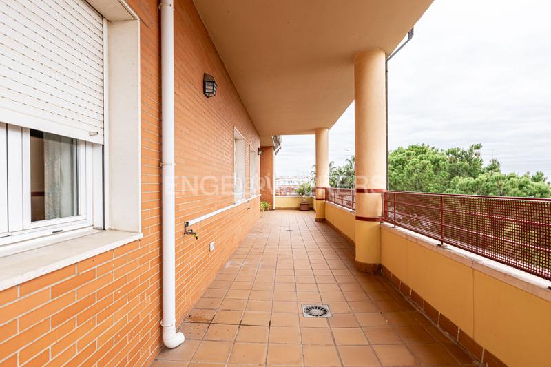 Foto bdcdcb2f-d8c5-4494-ad47-e2e9e9c1a573. Àtic amb calefacció aparcament a Bami - La Estrella Sevilla