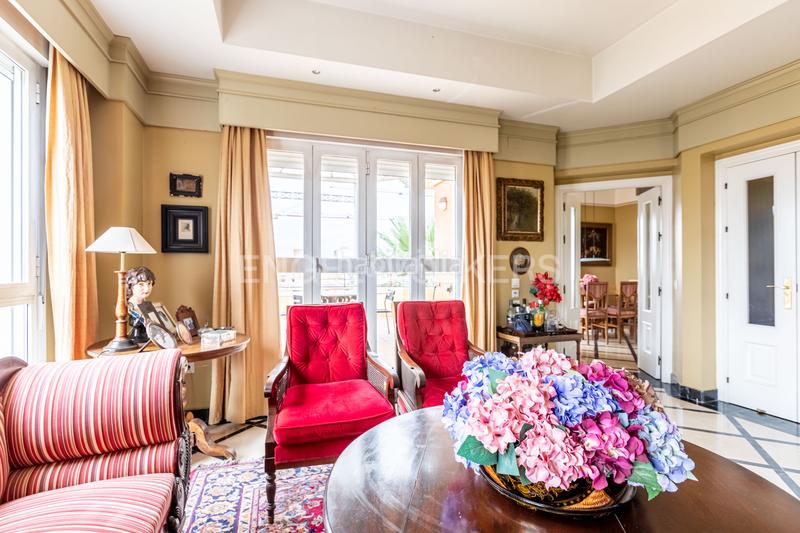 Foto fa1d0ffd-5fd1-4b6b-a18f-4fe45c57f09a. Àtic amb calefacció aparcament a Bami - La Estrella Sevilla