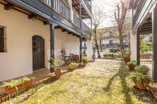 Apartament a Santa Catalina. Disfrutar el campo y la historia en pleno corazón de sevilla es