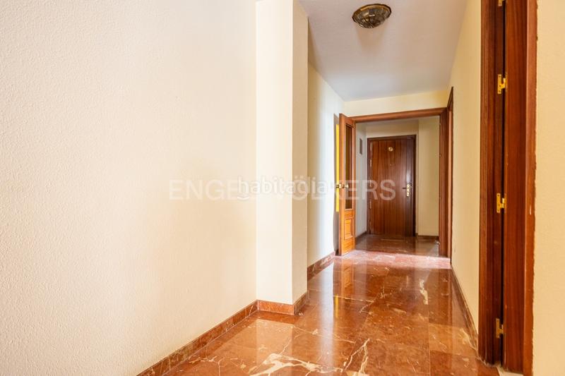 Foto 007a2b85-ed15-456d-b49f-89bb2c7ca2d7. Appartement avec chauffage parking dans Alfalfa - Santa Cruz Sevilla