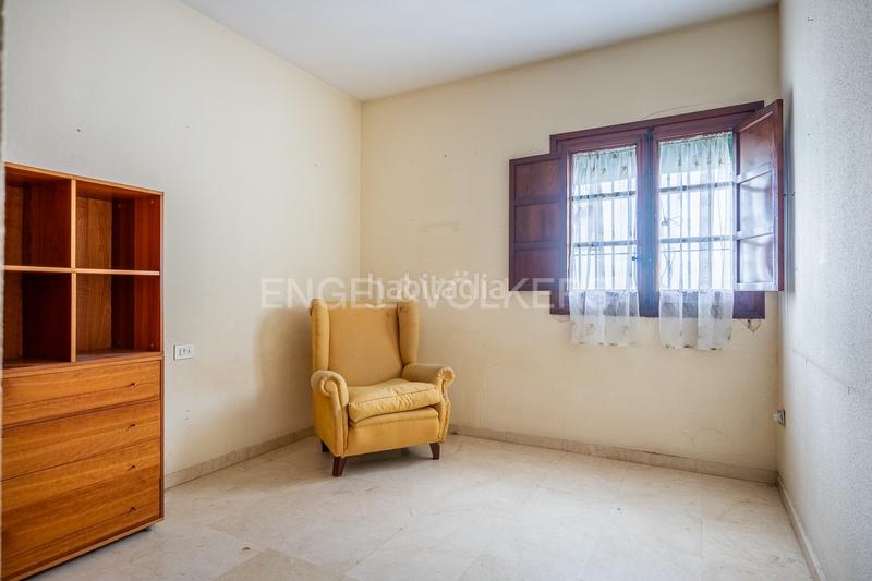 Foto 19f41193-3036-4fd1-8c4f-3c4f788c73d8. Appartement avec chauffage parking dans Alfalfa - Santa Cruz Sevilla