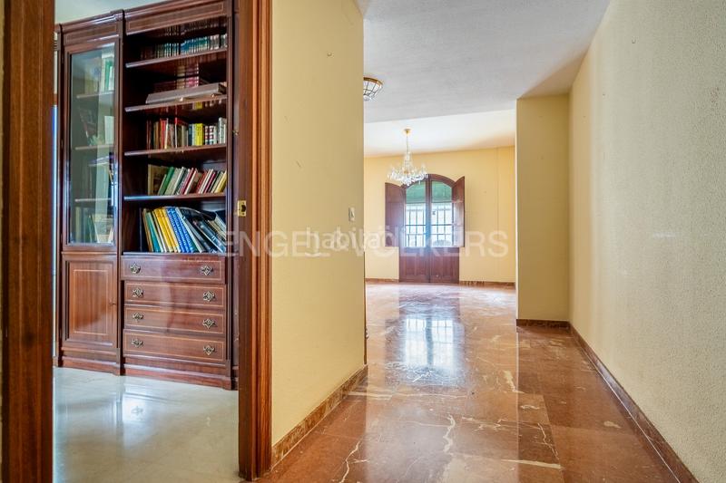 Foto 54e8b933-d4c0-400e-bdc9-f866490b8672. Appartement avec chauffage parking dans Alfalfa - Santa Cruz Sevilla