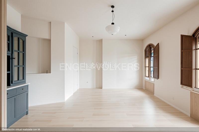 Foto 67d9340f-d724-4dee-943c-7a7f1cb20d10. Appartement avec chauffage parking dans Alfalfa - Santa Cruz Sevilla
