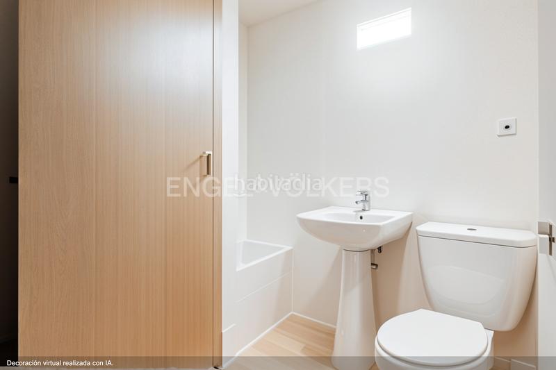 Foto b7dc563f-6318-4572-b166-8f0f3912f213. Appartement avec chauffage parking dans Alfalfa - Santa Cruz Sevilla