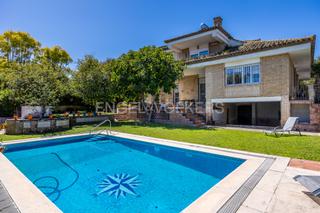 Maison à Camas. Chalet independiente en entorno privilegiado de sevilla