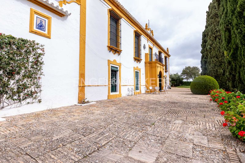 Foto 18cf4782-f4ac-4a04-9b31-e1f756b29e62. Casa amb calefacció piscina a Puebla de Cazalla (La)
