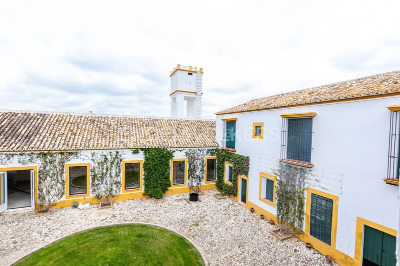 Foto 483accf1-2e6d-4537-8ee4-9058c3082c66. Casa amb calefacció piscina a Puebla de Cazalla (La)