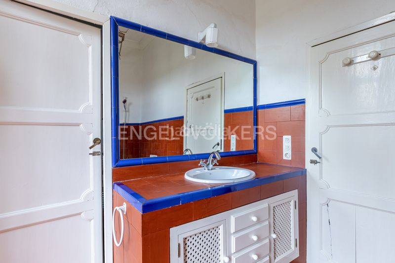Foto b5b091f5-d8fd-42c2-8505-121fdfb119dd. Casa amb calefacció piscina a Puebla de Cazalla (La)