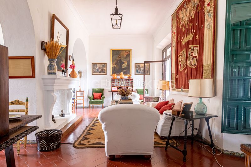 Foto c87878e1-7a7d-4d42-b277-eeb7e7dd6ba2. Casa amb calefacció piscina a Puebla de Cazalla (La)