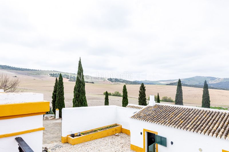 Foto f728f6a8-2032-45e3-961f-2d35849aa6dd. Casa amb calefacció piscina a Puebla de Cazalla (La)