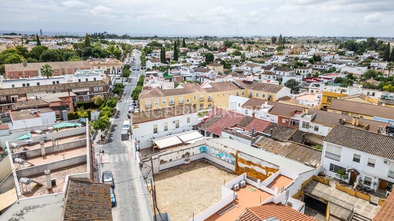 Foto b7495bc7-0b19-4c85-b12d-c9b04dd6fc4e. Terrain résidentiel dans Valencina de la Concepción