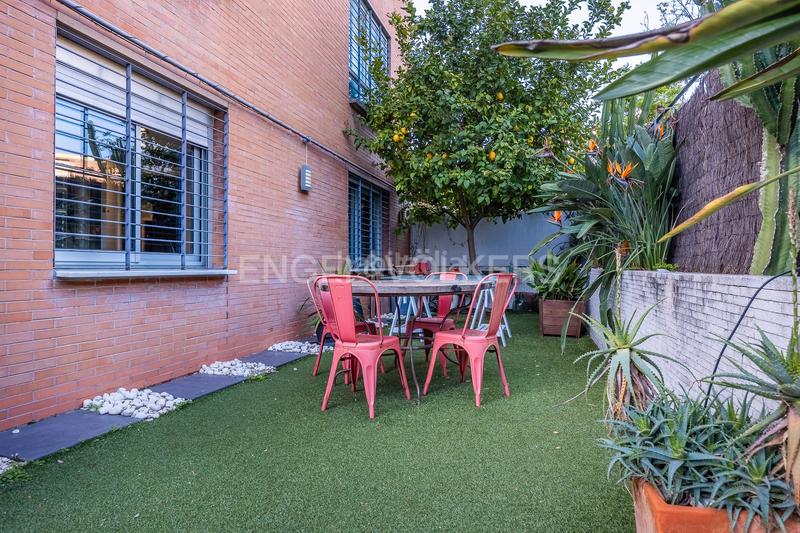 Foto 05797367-a2f7-4738-984e-bc944c20294e. Apartament amb calefacció aparcament piscina a El Porvenir Sevilla