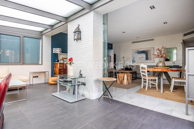 Foto 18fac3ee-9d72-44e2-a3d1-bd54d0f3a4c3. Apartament amb calefacció aparcament piscina a El Porvenir Sevilla