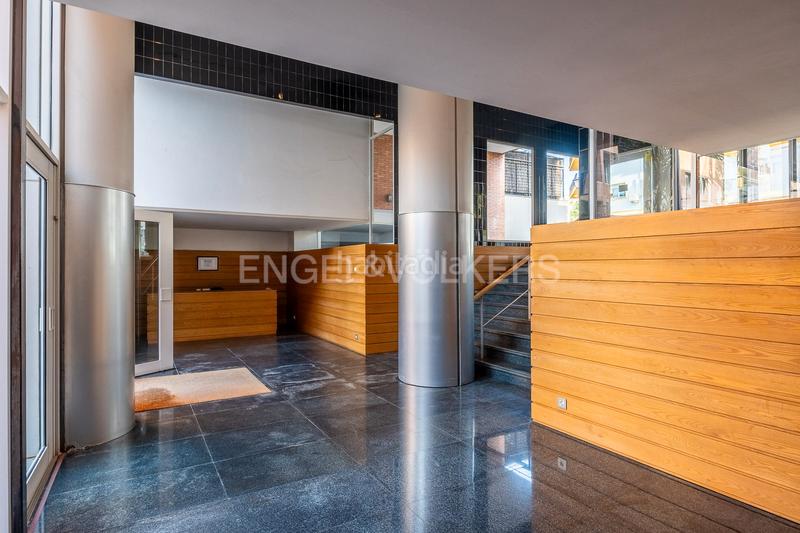 Foto 2ac77efe-358d-4f63-b81f-ee908589415f. Apartament amb calefacció aparcament piscina a El Porvenir Sevilla