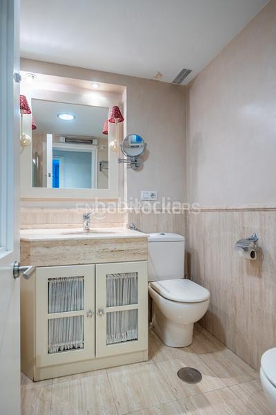 Foto e9f719f3-28ee-4ead-855e-15fea42ee605. Apartament amb calefacció aparcament piscina a El Porvenir Sevilla