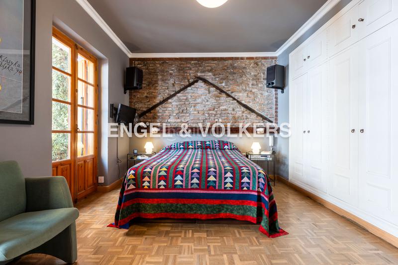 Foto 8a1e8a26-411c-437f-b32c-2083cab9324c. Casa  con encanto andaluz, muy luminosa, con terraza al mismo nivel que el salón, techos altos y ascensor en Sevilla