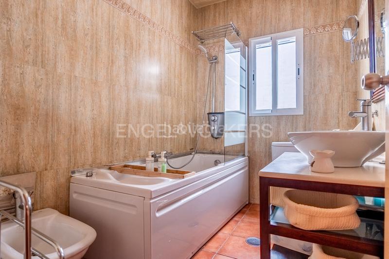 Foto 53ef06a4-b941-4ae6-ba70-cc38571760e6. Casa amb calefacció a Écija