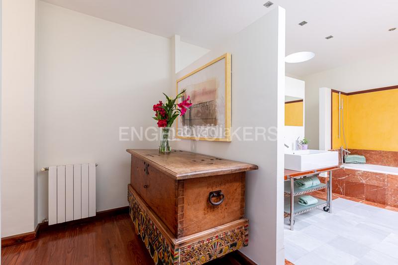 Foto 8b4b5def-04e5-491b-8692-4d905214b173. Àtic amb calefacció a Arenal - Museo Sevilla