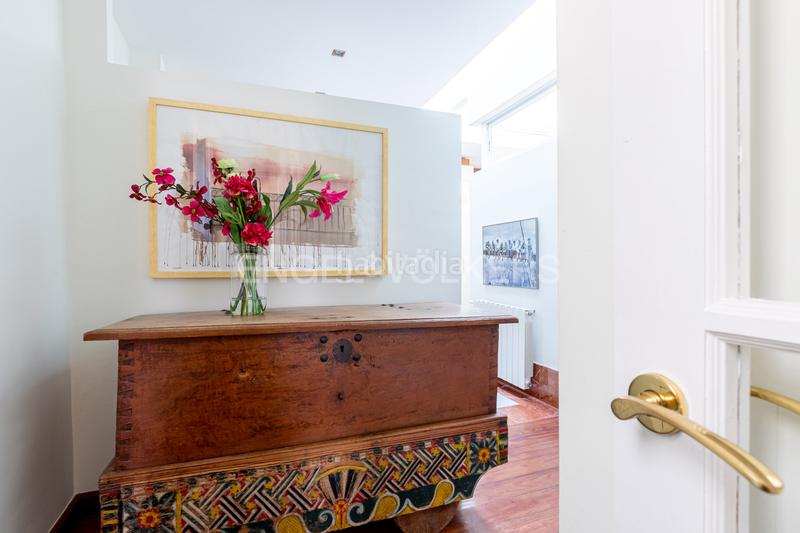 Foto d16c43d9-6152-43f7-a9c7-e3d8e6443e55. Àtic amb calefacció a Arenal - Museo Sevilla