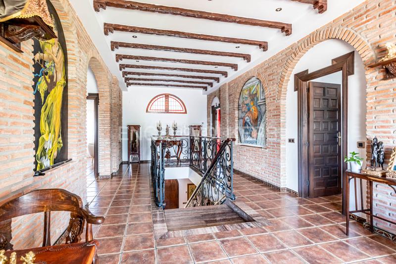 Foto 2f410d13-0bd5-488f-99c5-1495104972c0. Casa amb calefacció aparcament piscina a Consolación Utrera