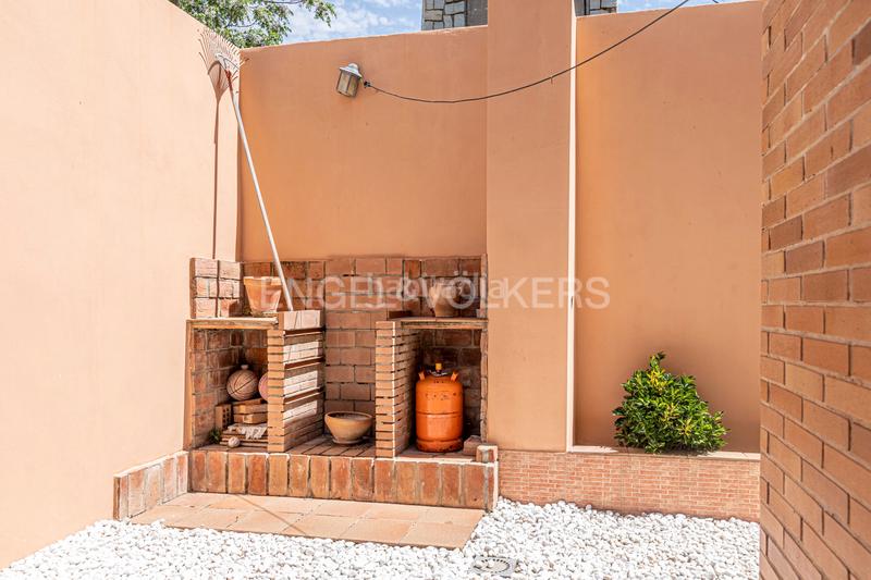 Foto 8175a4f6-2b79-47c7-ae9e-4eb72a691406. Casa amb calefacció aparcament piscina a Consolación Utrera