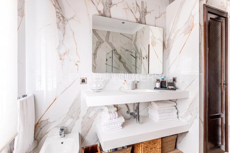 Foto d3dfa23c-e6b0-4ec9-a0c1-5e1de06a1c10. Casa amb calefacció aparcament piscina a Consolación Utrera