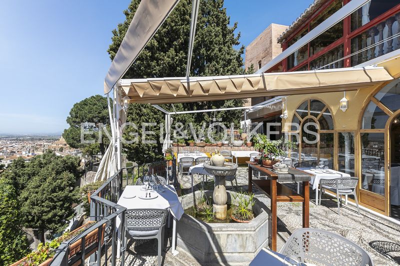 Foto 0c676a98-6c9b-4cbb-8c46-f2f87bbe4b19. Masia amb calefacció aparcament a San Matías - Realejo Granada